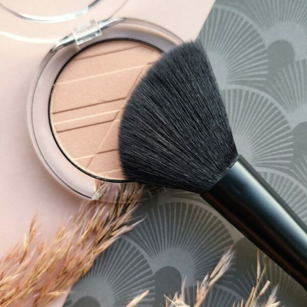 Angle Blusher Brush Golden Rose afbeelding 1