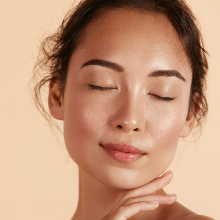 Golden Rose Make-up Primer Tinted Luminous 2