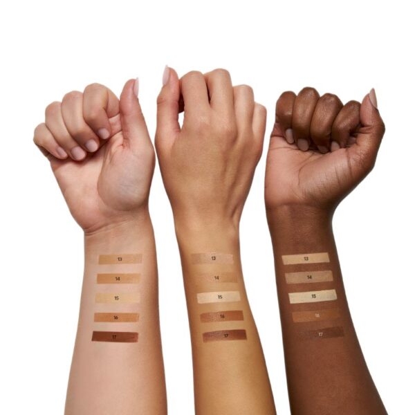 Up To 24 Hours Stay Foundation Golden Rose kleuren swatches
