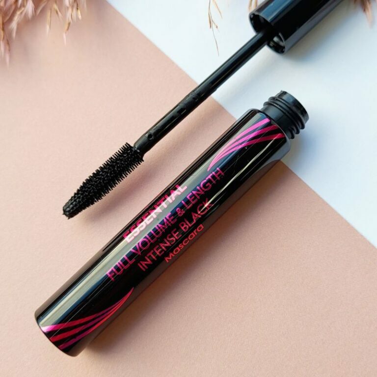 Essential Full Volume & Length Mascara Golden Rose